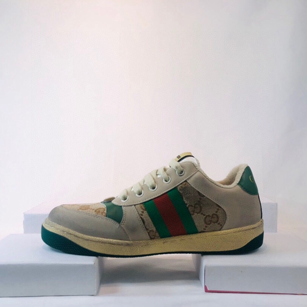 ブランド激安靴背面デザイン